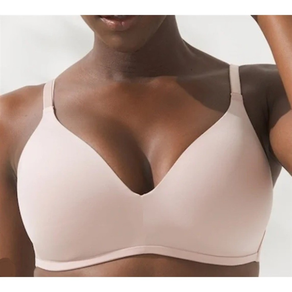 NWOT Soma 32C Vanishing 360 Perfect Coverage Wireless Bra Beige 132334